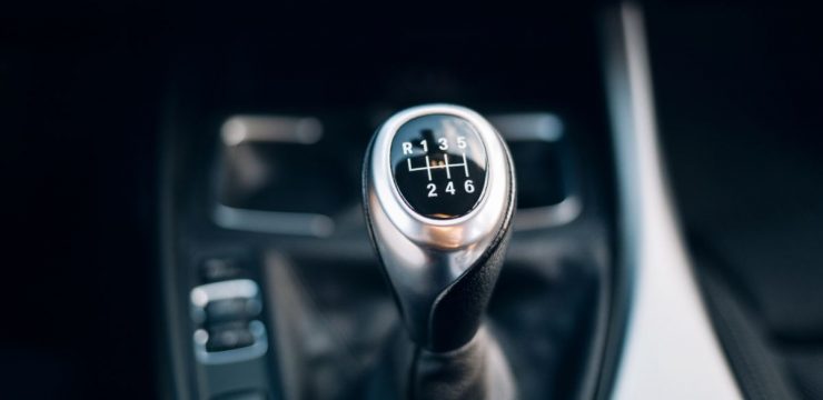 Аренда автомобилей с механической коробкой передач - 1